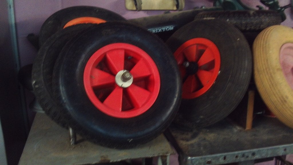 Roue de brouette, Enlèvement, Utilisé