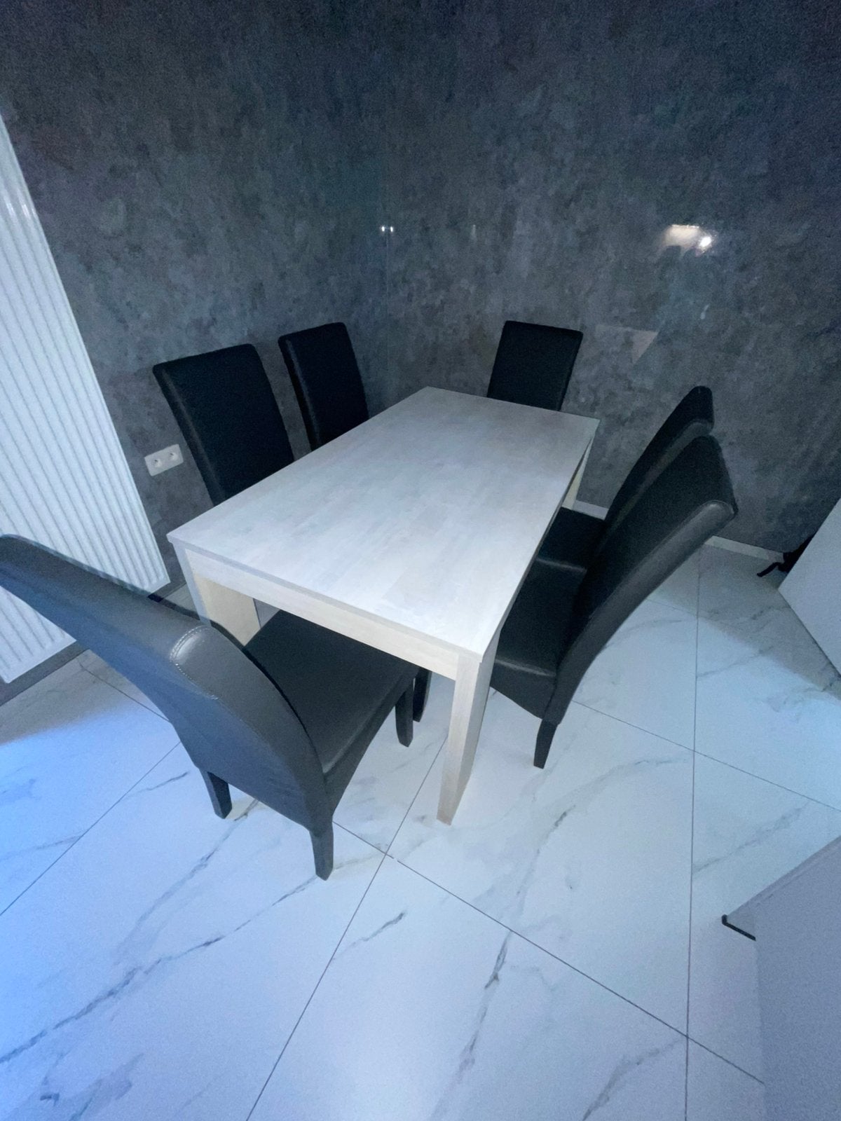 Table à manger avec 6 chaises noires — 160 x 88 cm, Enlèvement, Comme neuf, 4 à 6 chaises