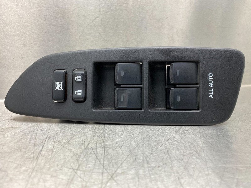 COMMUTATEUR VITRES ELECTRIQUES Toyota Auris (E15), Autos : Pièces & Accessoires, Utilisé, Toyota
