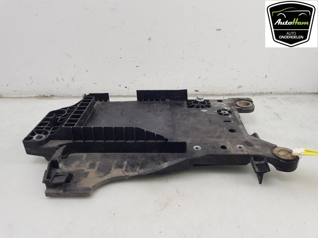 BAC A BATTERIE Mini Mini (F55) (|7641798|61217641798|), Petuelring 130
80809  München, DE, Mini, Utilisé, Minikundenbetreuung@mini.de