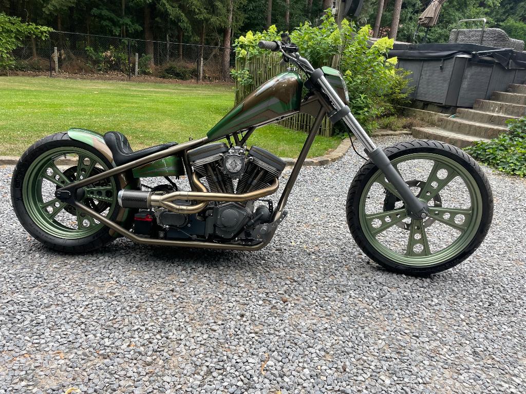 HARLEY DAVIDSON AUGUSTIN, Motos, Particulier, 1600 cm³