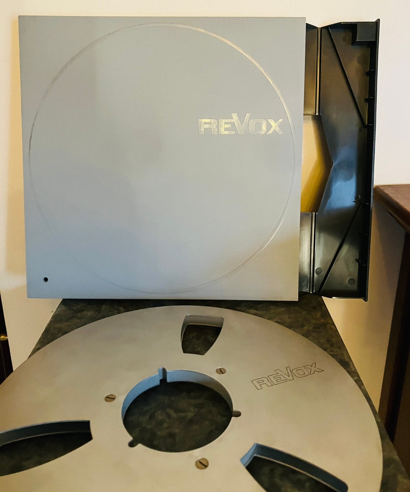Revox metalen audio spoel, Ophalen
