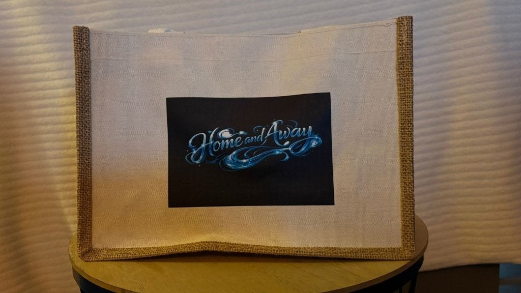 0k. Exclusieve merchandise - Home & Away Totebag, Ophalen of Verzenden, Nieuw