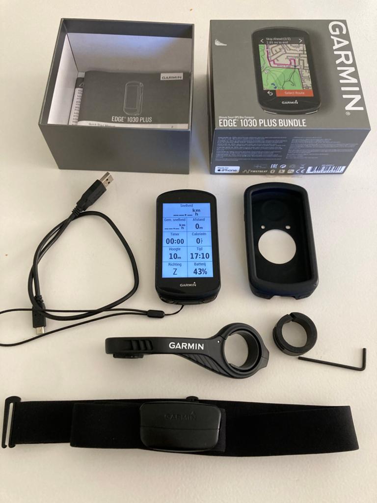 Garmin edge 1030 plus bundle, Fietsen en Brommers, Fietsaccessoires | Fietscomputers, Ophalen of Verzenden, Zo goed als nieuw
