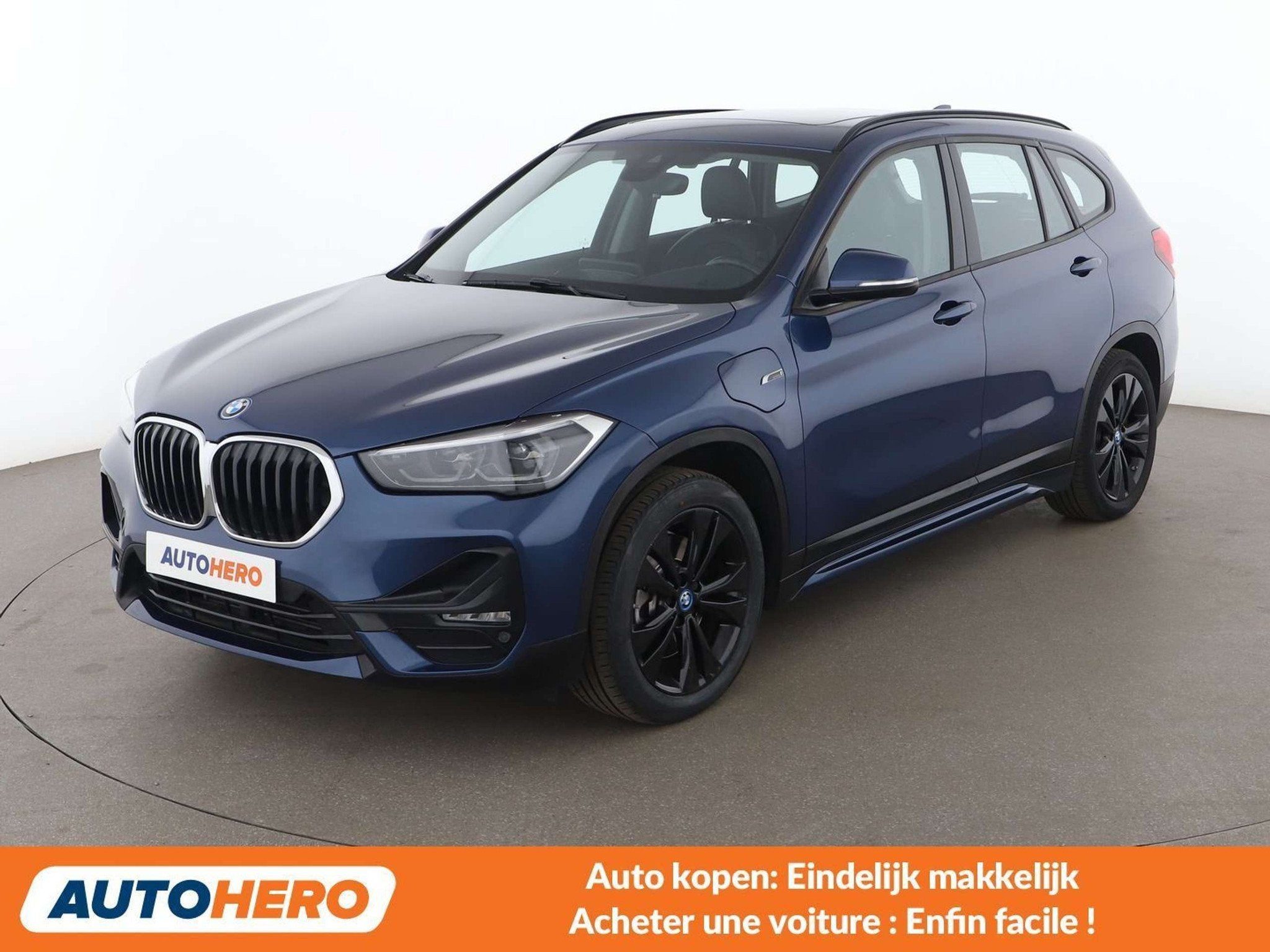 BMW X1 xDrive 25e Sport Line (bj 2021, automaat), https://public.car-pass.be/vhr/f6c3d0ab-9ec9-478c-aaf4-50eb54f87ea3, Blauw, 1820 kg