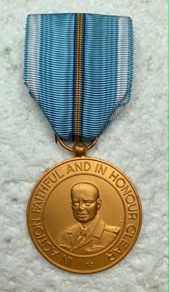 Medaille, Comm War Medal Dwight Eisenhower 1939-45 MO Sphinx, Verzamelen, Ophalen of Verzenden, Landmacht, Lintje, Medaille of Wings