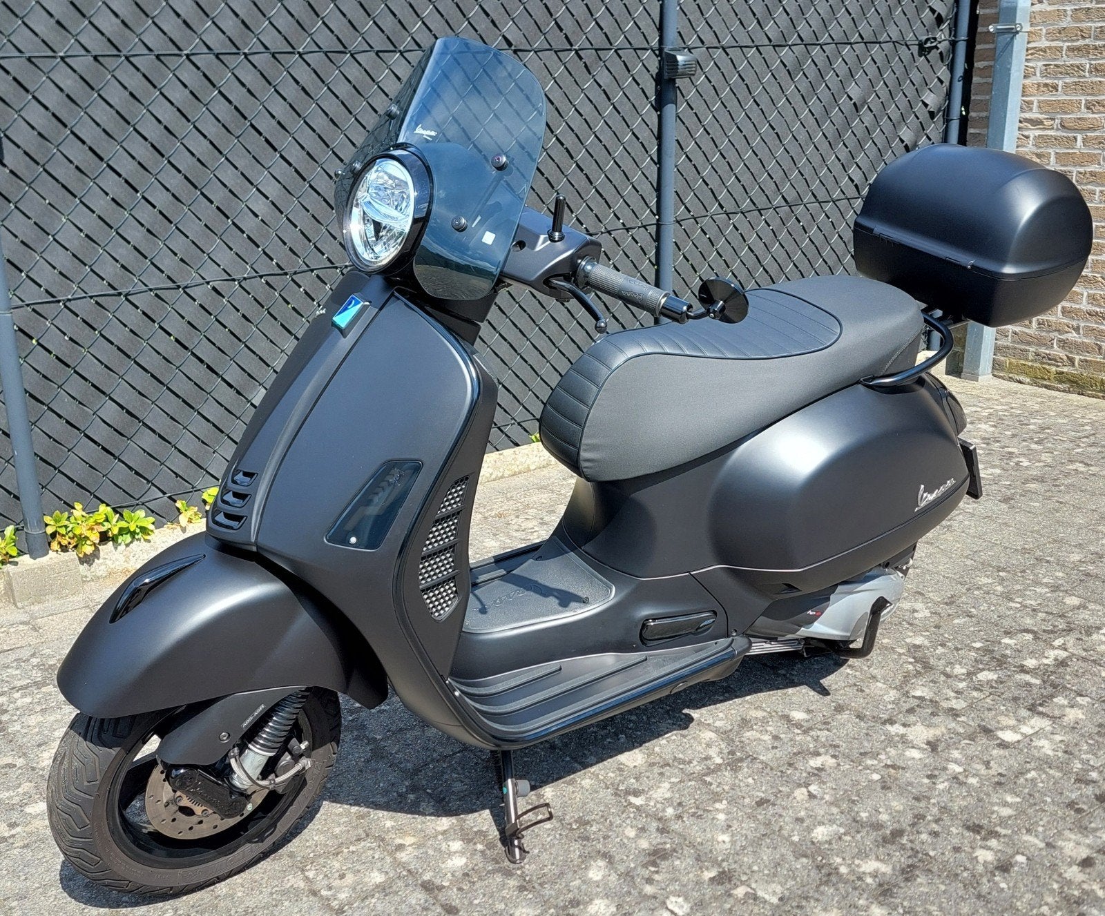 Vespa gts 300 notte, Vélos & Vélomoteurs, Vélomoteurs & Scooters bridés, Vespa, Enlèvement