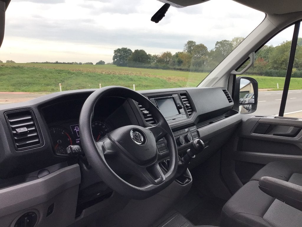 volkswagen crafter aluvan/laadlift 2023 64000km 25950e ex, Auto's, Voorwielaandrijving, Stof, 4 cilinders, Elektrische ramen