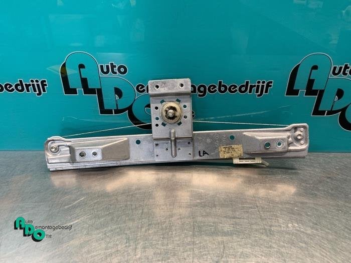 Mécanique vitre 4portes arrière gauche d'un Opel Corsa (Co, -, Opel, 3 mois de garantie, Utilisé