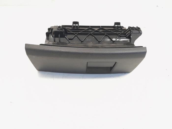 Opbergvak van een Audi A3, Gebruikt, -, -, -