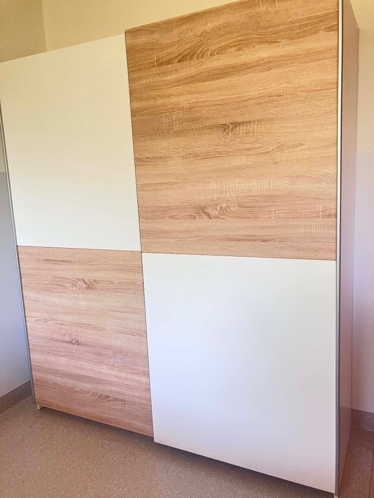 kleerkast met 2 schuifdeuren als nieuw, Ophalen, Met deur(en), 150 tot 200 cm, Eikenhout
