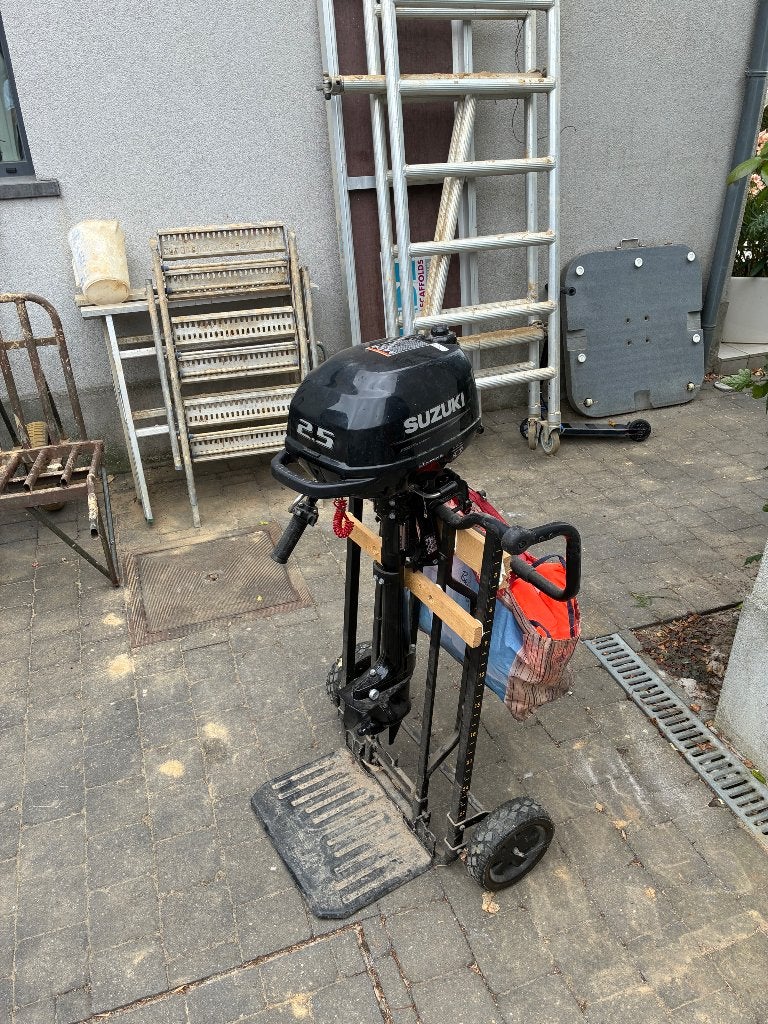 Yamaha bateau, 2,5 pk Suzuki moteur, Enlèvement, Comme neuf, Moteur hors-bord, Yamaha