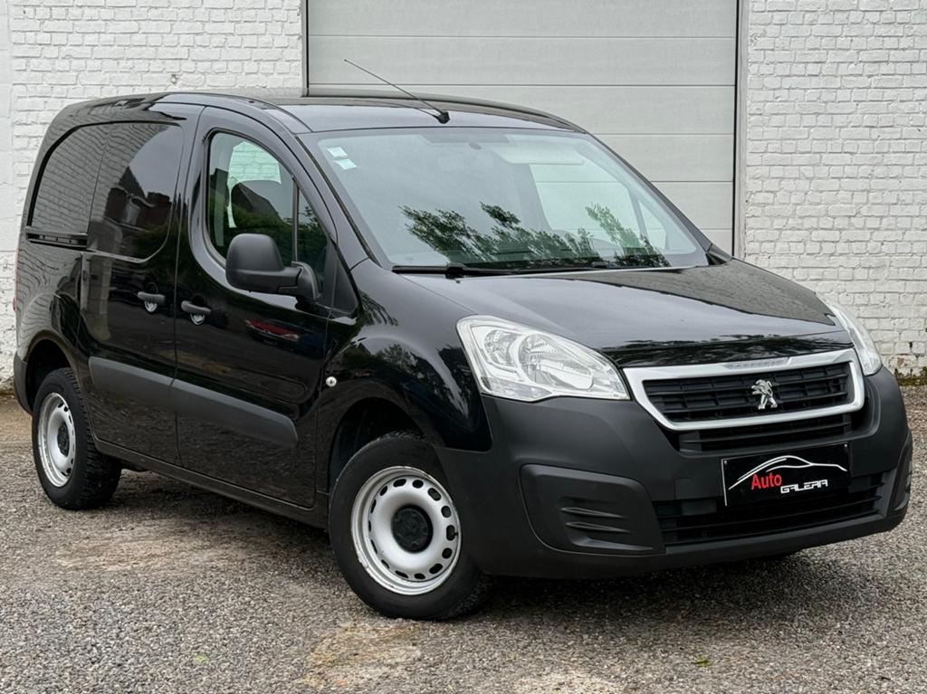 Peugeot Partner 1.6 HDi*146.000 km*2016*Euro5B*, Auto's, Bestelwagens en Lichte vracht, Particulier, Centrale vergrendeling, Peugeot