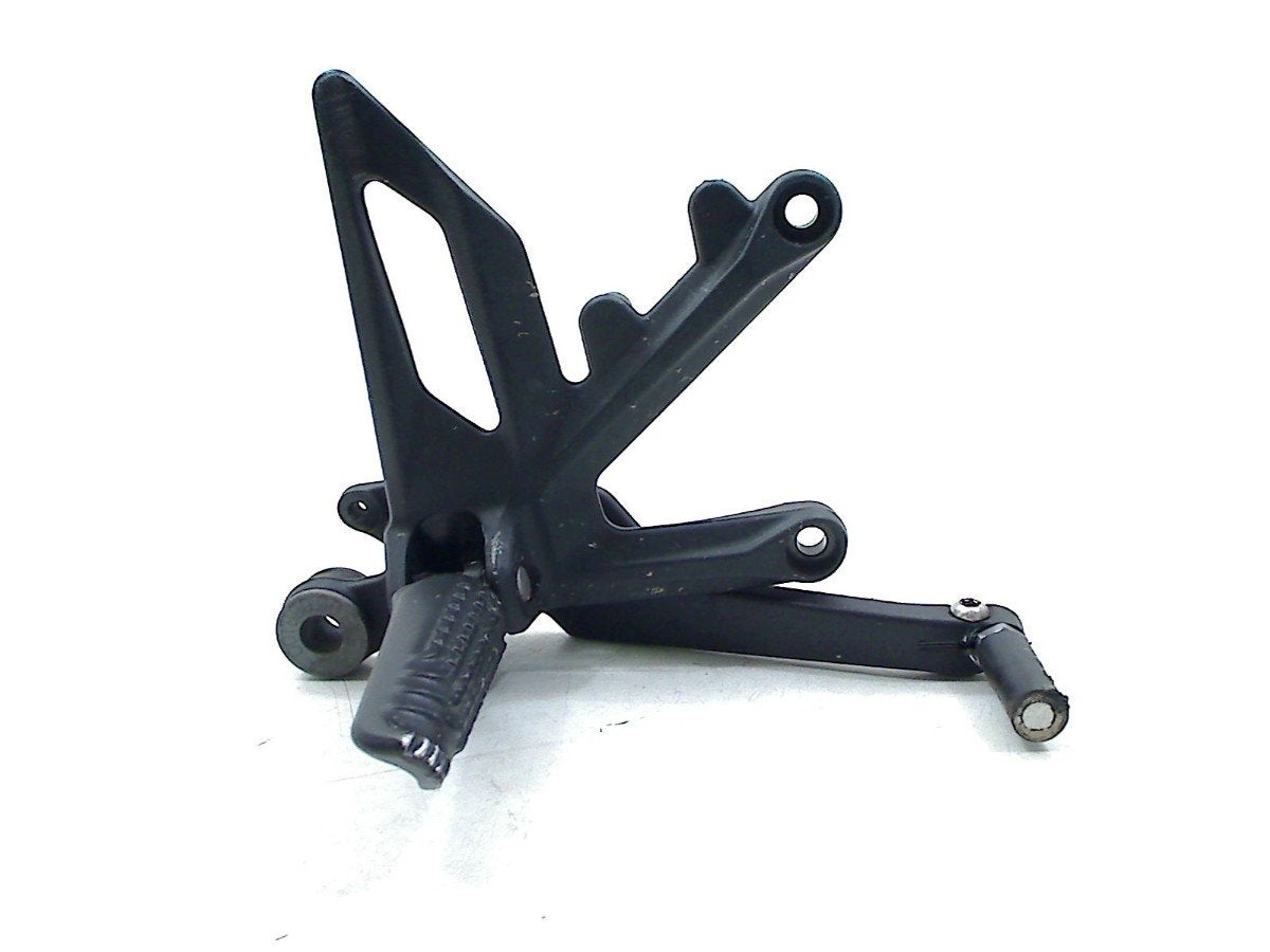 SCHETSPLAAT RECHTS VOOR KTM 1290 Super Duke R 2020, Dhr. S. di Majo, Gebruikt, Info@cama-motorparts.nl, P.J. Troelstraweg 8 8
3144 CX  MAASSLUIS, NL