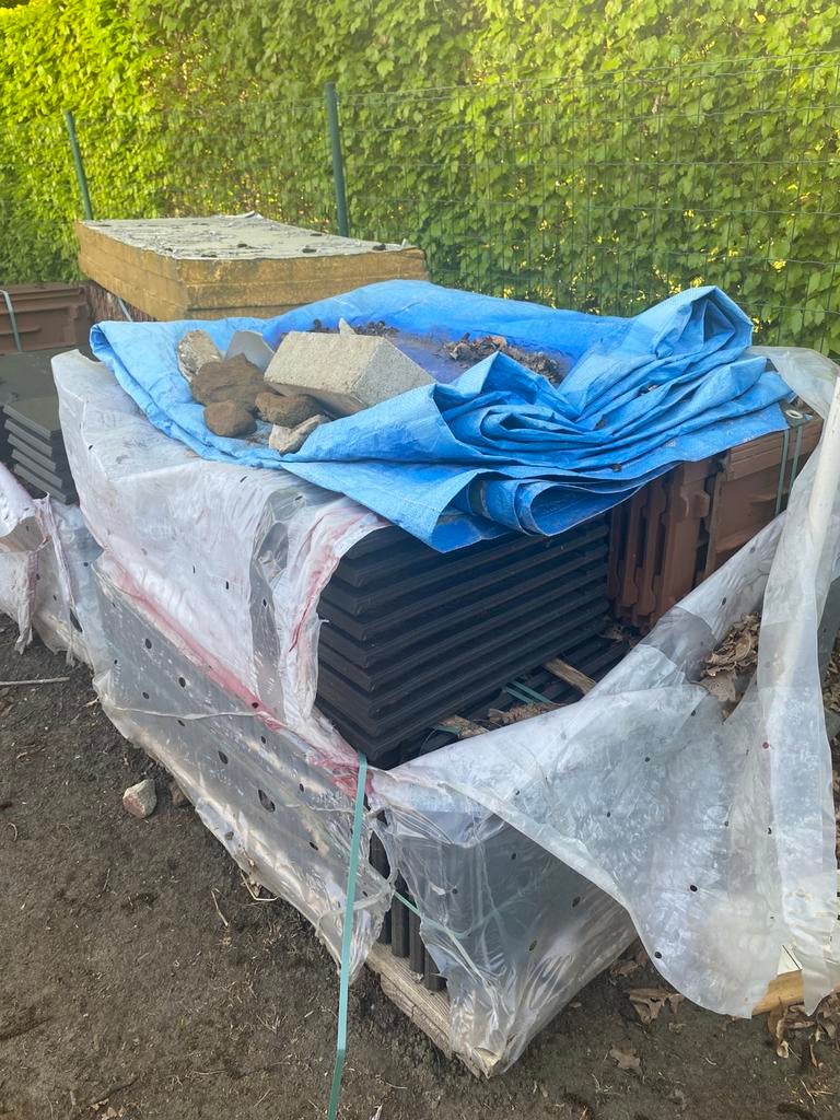 Wienerberger Koramic Nueva, Doe-het-zelf en Bouw, Dakpannen en Dakbedekking, Ophalen, Steen of Klei, Zwart, Nieuw