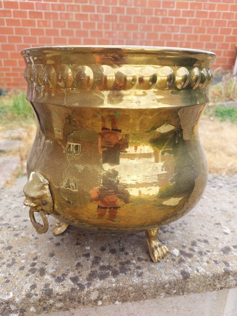 Cache-pots, Ophalen