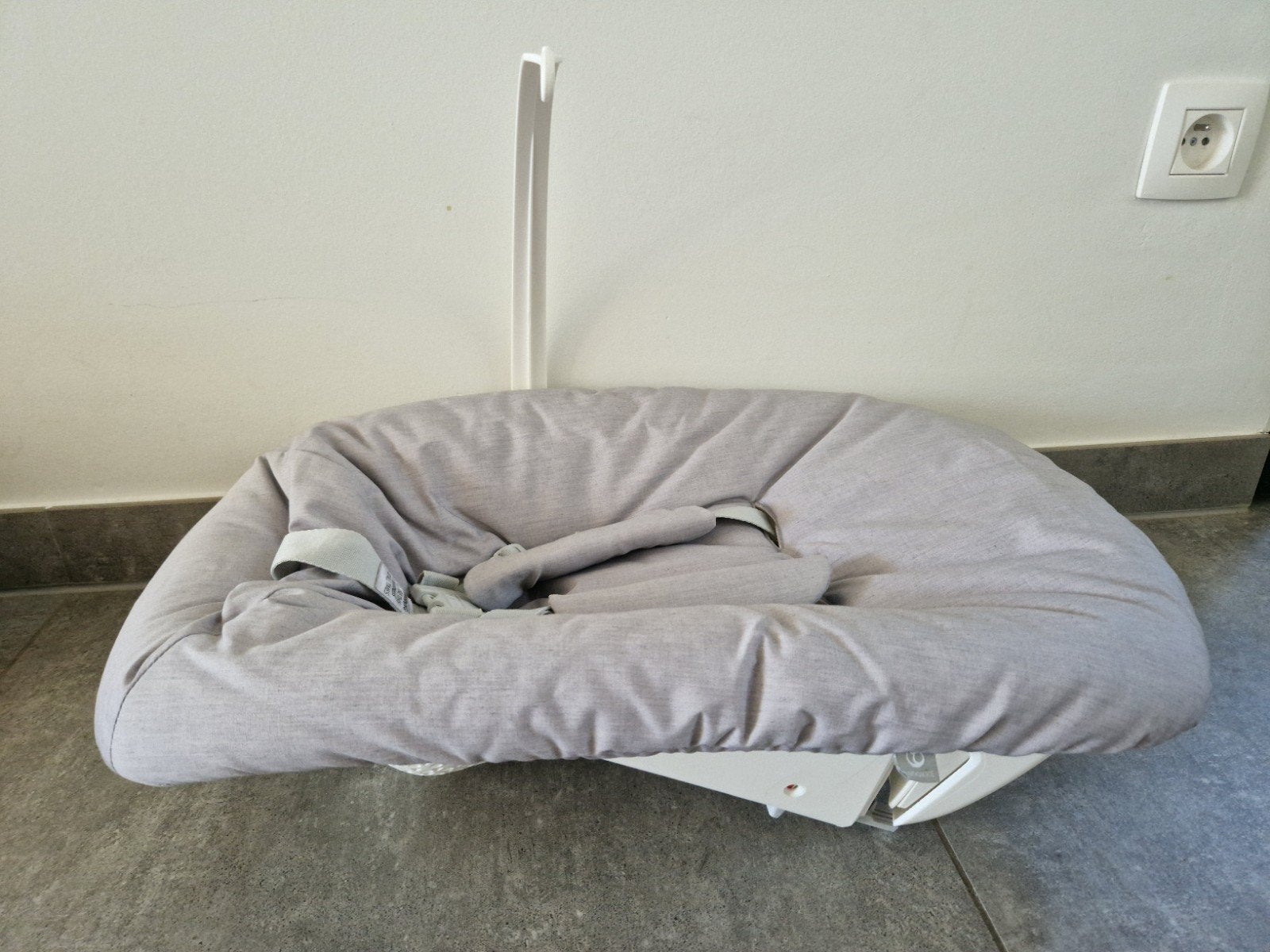 Stokke Tripp Trapp newborn set met speelgoedhanger, Ophalen, Zo goed als nieuw, Meegroeistoel, Aanschuifbaar