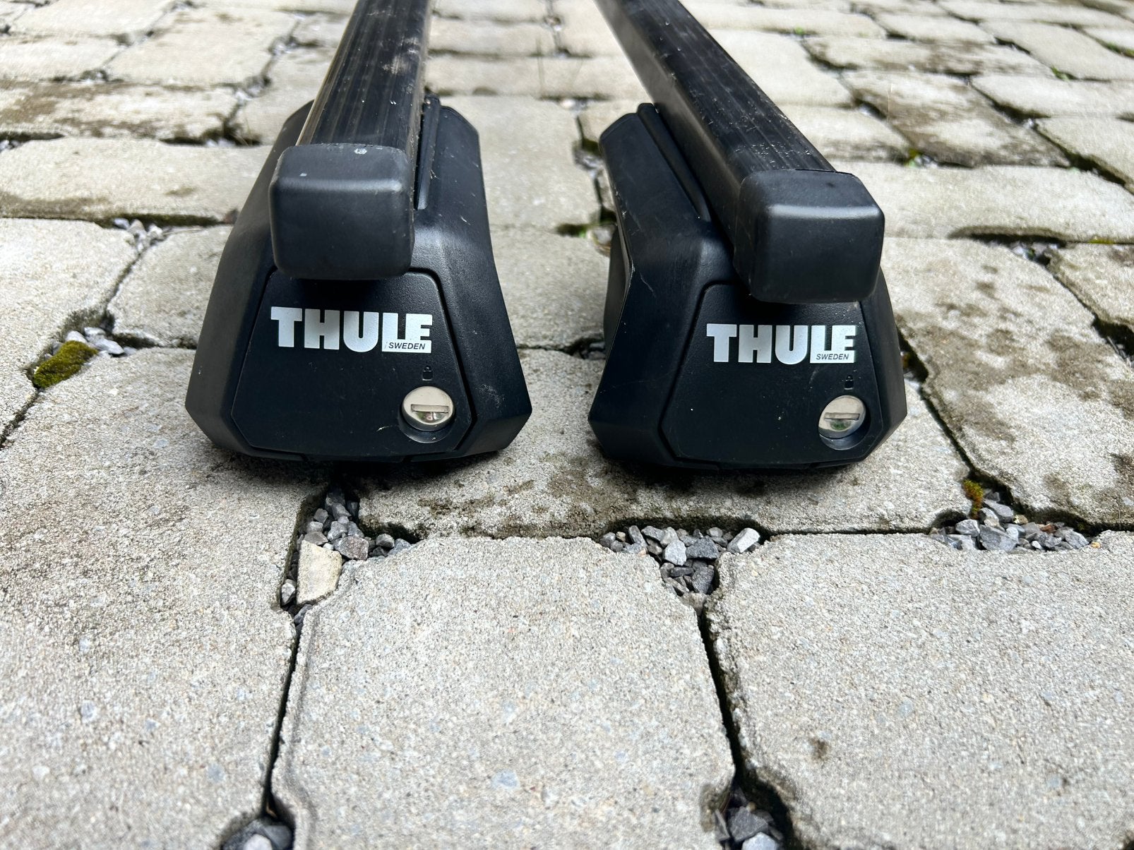 Barres de toit fixations Thule (Skoda Octavia Combi), Enlèvement, Comme neuf