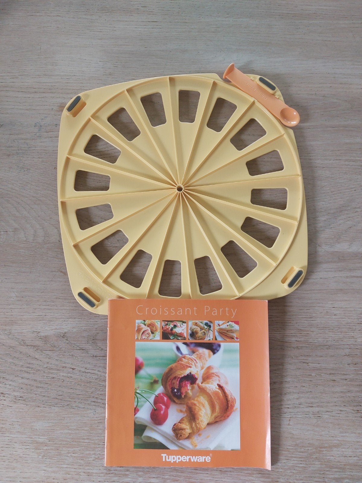 Croissant party, Huis en Inrichting, Ophalen of Verzenden