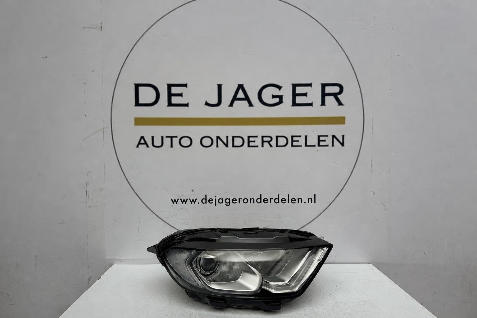 Phare avant droit enti rement LED Ford EcoSport B515 FL GN15, Info@ford.com, Ford Motor Company, American Road 1
48126  Dearborn