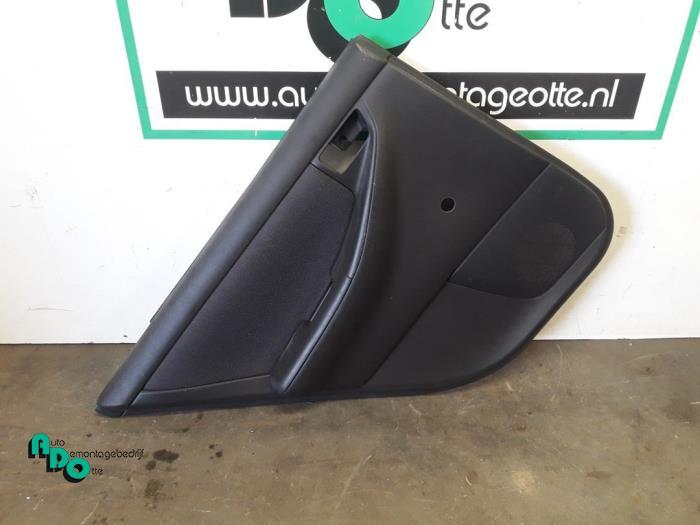 Portierbekleding 4Deurs links-achter van een Toyota Corolla, Auto-onderdelen, Interieur en Bekleding, Toyota, Gebruikt, 3 maanden garantie