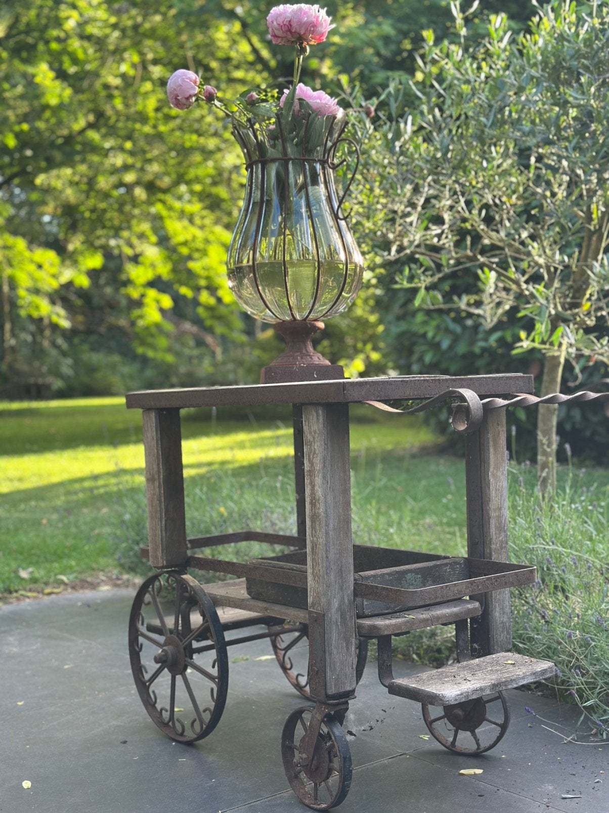 Rustieke vintage tuin trolley / serveerwagen hout en ijzer, Tuin en Terras, Tuinmeubel-accessoires, Gebruikt, Ophalen