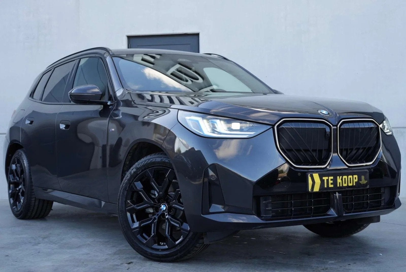 BMW X3 30e xDrive M Sport / Pano | Harman Kardon | Iconic Gl, Autos, Cuir, 1885 kg, Noir, 5 portes