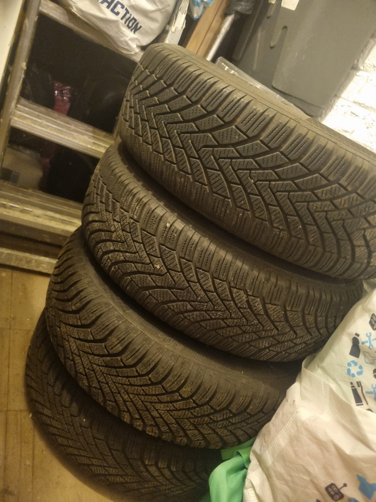 Banden Voor Winter + Deksel voor BMW 116i E87, Enlèvement ou Envoi