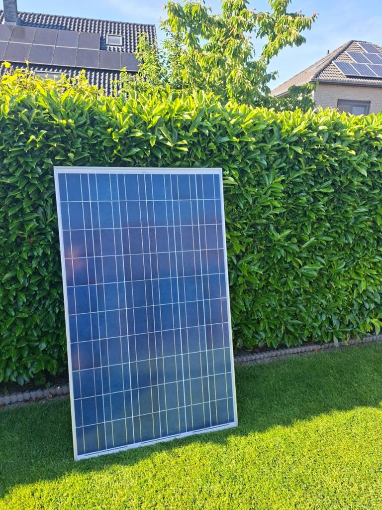 Zonnepanelen 2 stuks yingli solar 230 wat, Doe-het-zelf en Bouw, Ophalen