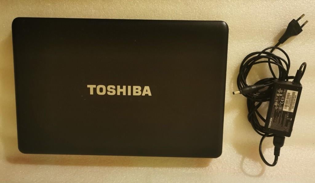 Toshiba satellite c660, Computers en Software, Windows Laptops, Ophalen, Gebruikt, Minder dan 4 GB, 15 inch