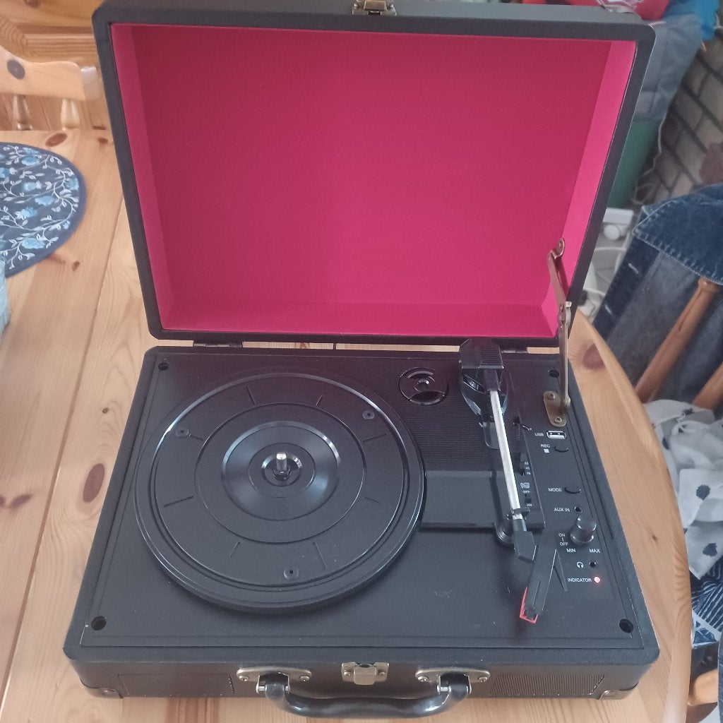 Medion-platenspeler, Audio, Tv en Foto, Platenspelers, Zo goed als nieuw, Platenspeler, Overige merken, USB-aansluiting, Ophalen of Verzenden