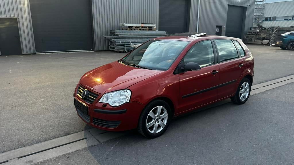 Vw Polo 1.2 essence édition Goal, Autos, Achat, Carnet d'entretien, Vitres électriques, Particulier