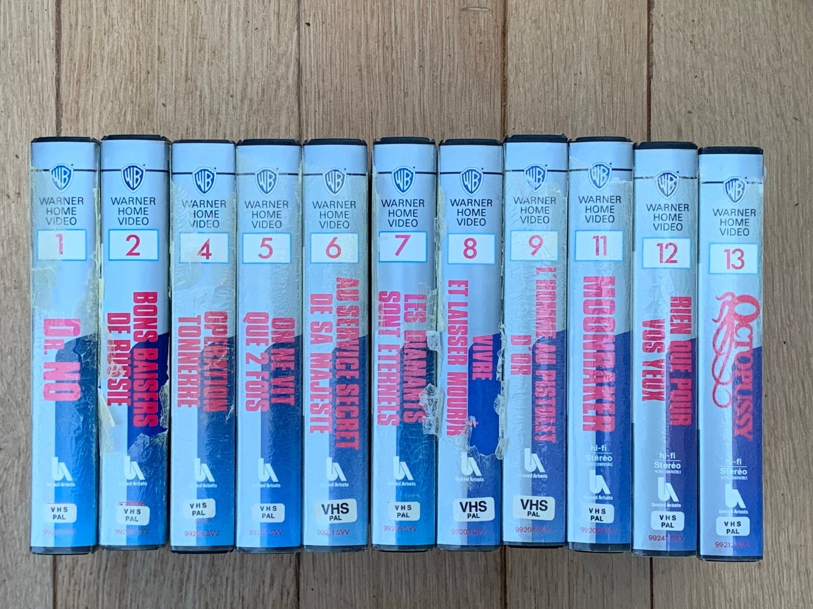 Lot de 11 VHS James Bond 007 - Collection Warner Home Video, Enlèvement, Utilisé