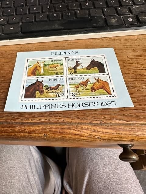 4 stamp postzegel pilipinas horses 1985, Ophalen of Verzenden, Postfris, Zuidoost-Azië