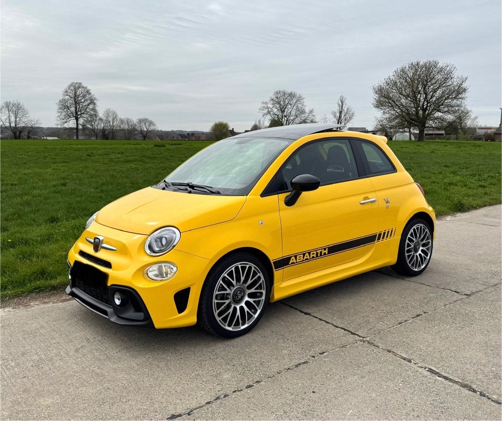 Abarth 595 pano open dak 8.000km Nieuwstaat, Auto's, Geel, Handgeschakeld, Particulier, 3 deurs