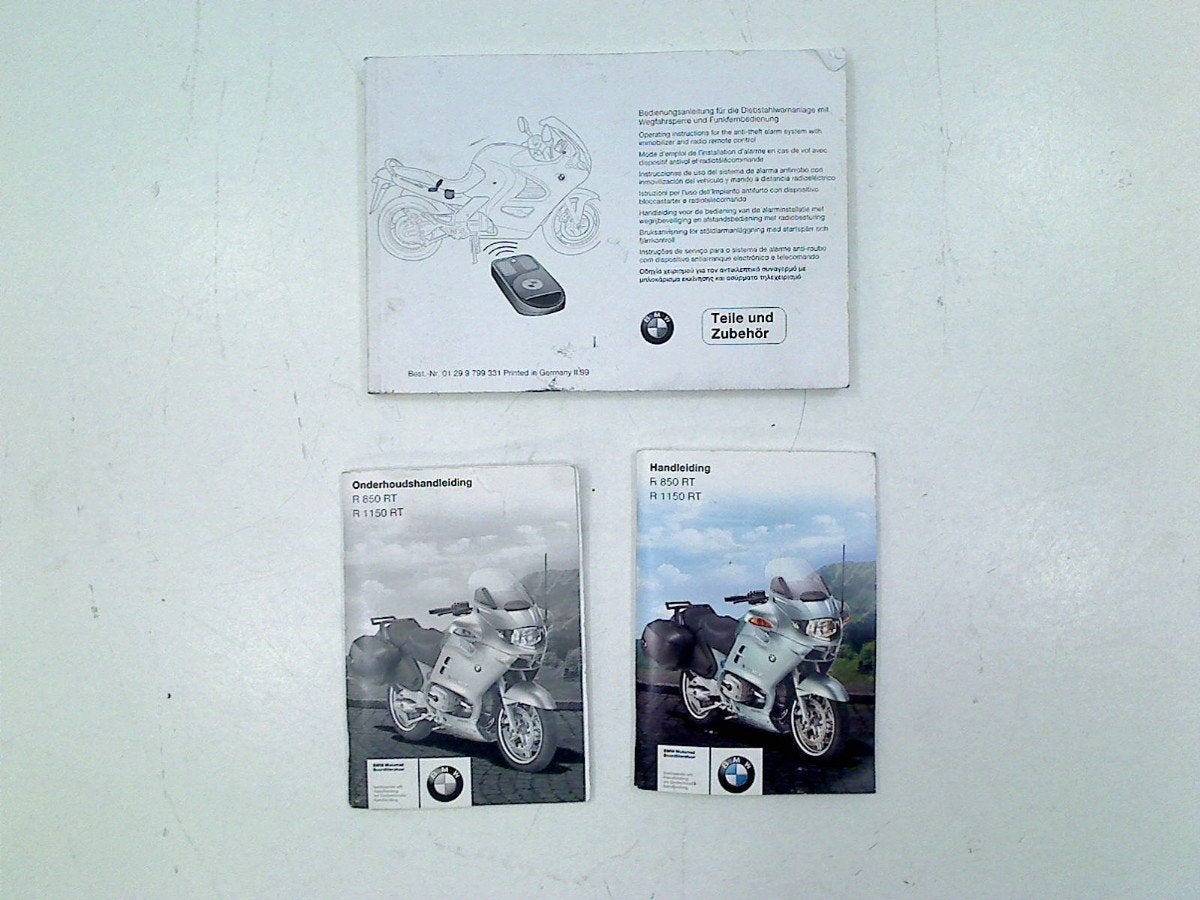 INSTRUKTIEBOEK BMW R 1150 RT (R1150RT) (01-1970/-), Dhr. S. di Majo, Gebruikt, Info@cama-motorparts.nl, P.J. Troelstraweg 8 8
3144 CX  MAASSLUIS, NL