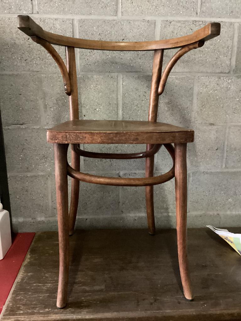 Oude stoel bentwood, Antiek en Kunst, Ophalen