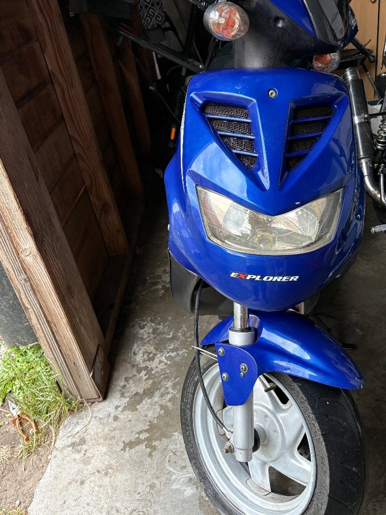Brommer a klasse start alle papieren, Fietsen en Brommers, Brommers | Honda, Ophalen, Gebruikt, Klasse A (25 km/u), 49 cc