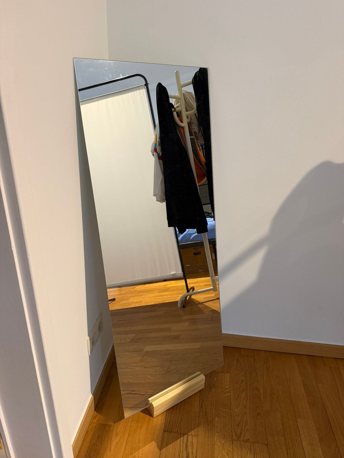 IKEA-spiegel + AMAZON-onderstel, Ophalen, Minder dan 50 cm, 100 tot 150 cm, Zo goed als nieuw