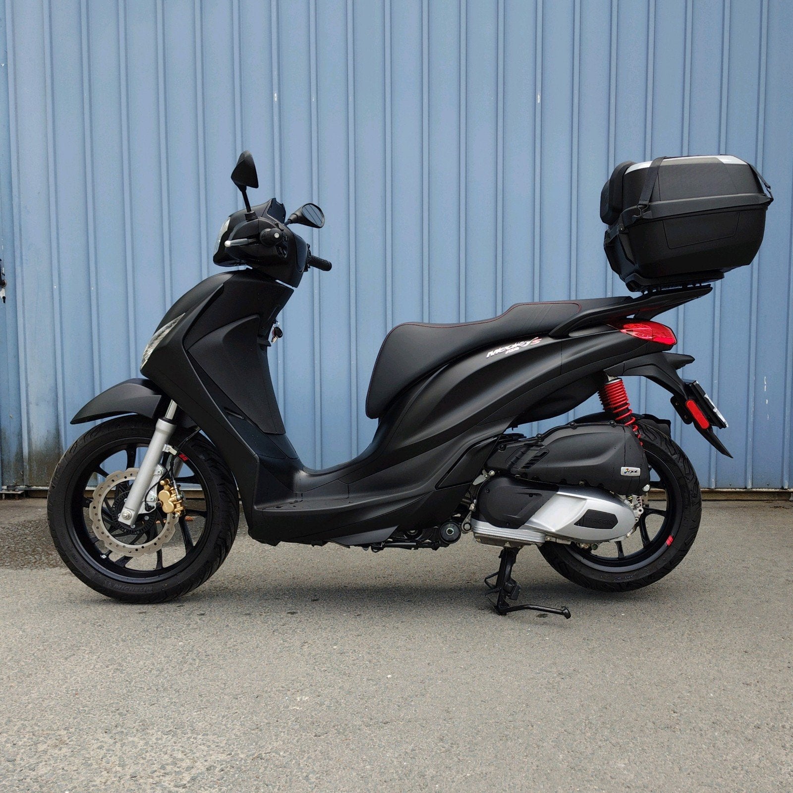 Piaggio Medley 125s E5 2023 1060 km, Scooter, Éclairage LED, 1 cylindre, Automatique