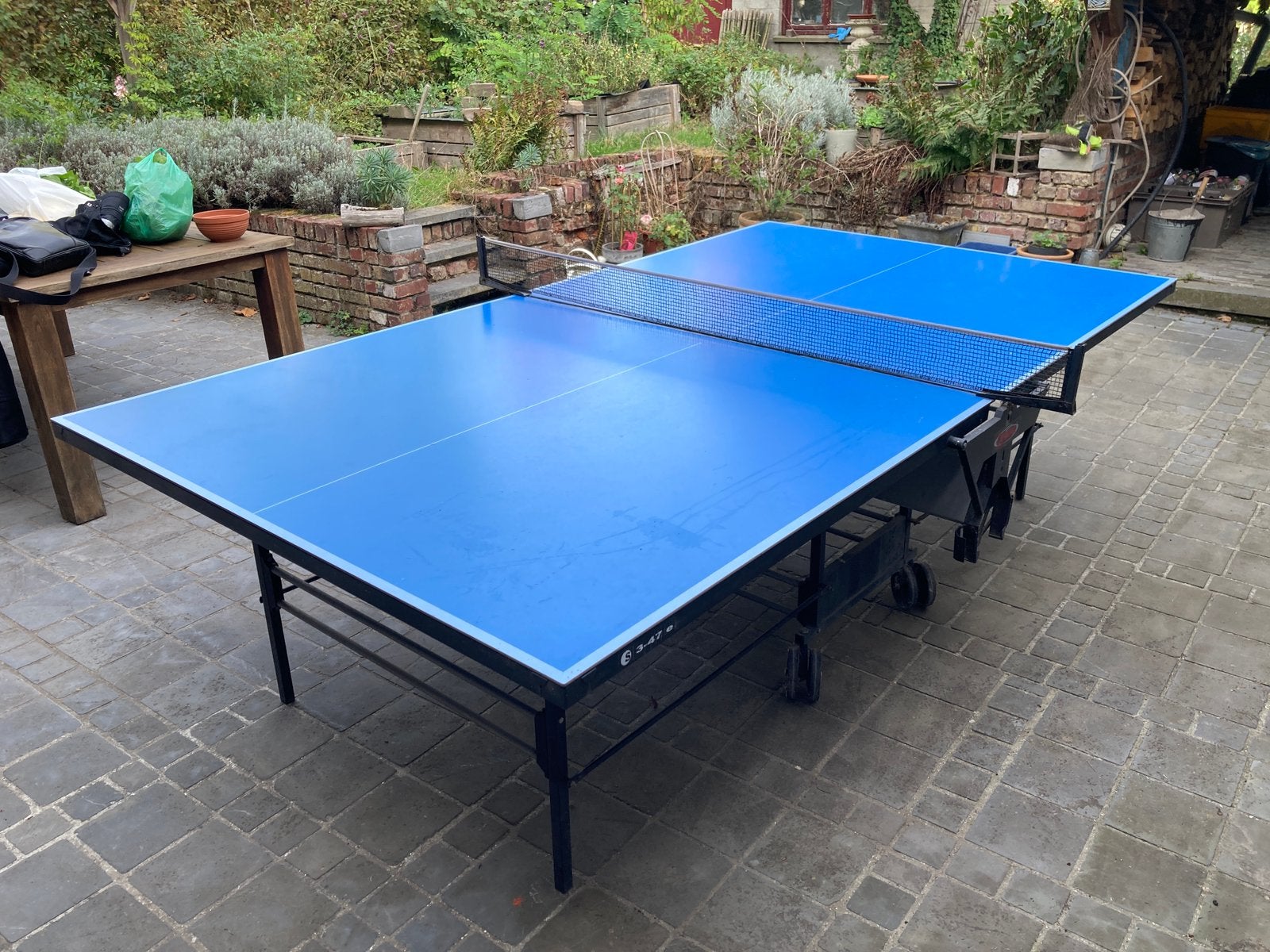 Pingpongtafel in prima staat, Sport en Fitness, Ophalen, Gebruikt, Tafel Outdoor, Inklapbaar