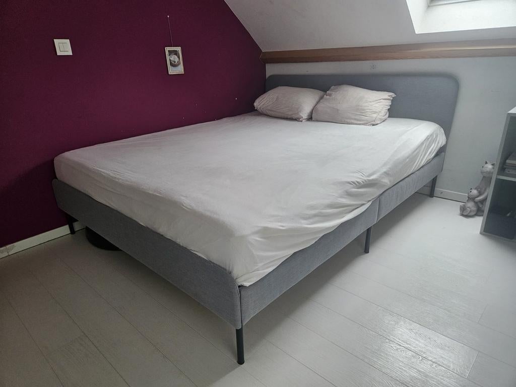 Grijs stoffen tweepersoonsbed 160cm, Huis en Inrichting, Ophalen, Grijs