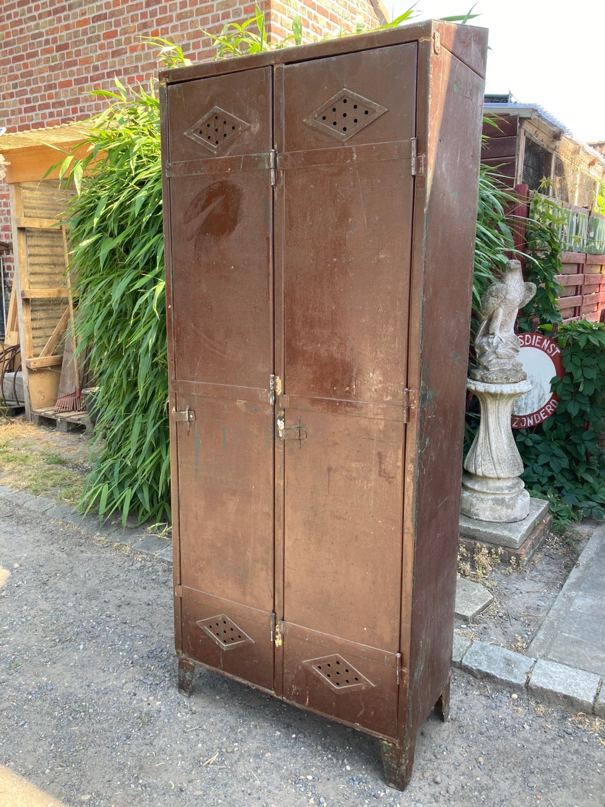 Oude metalen locker, Enlèvement, Comme neuf