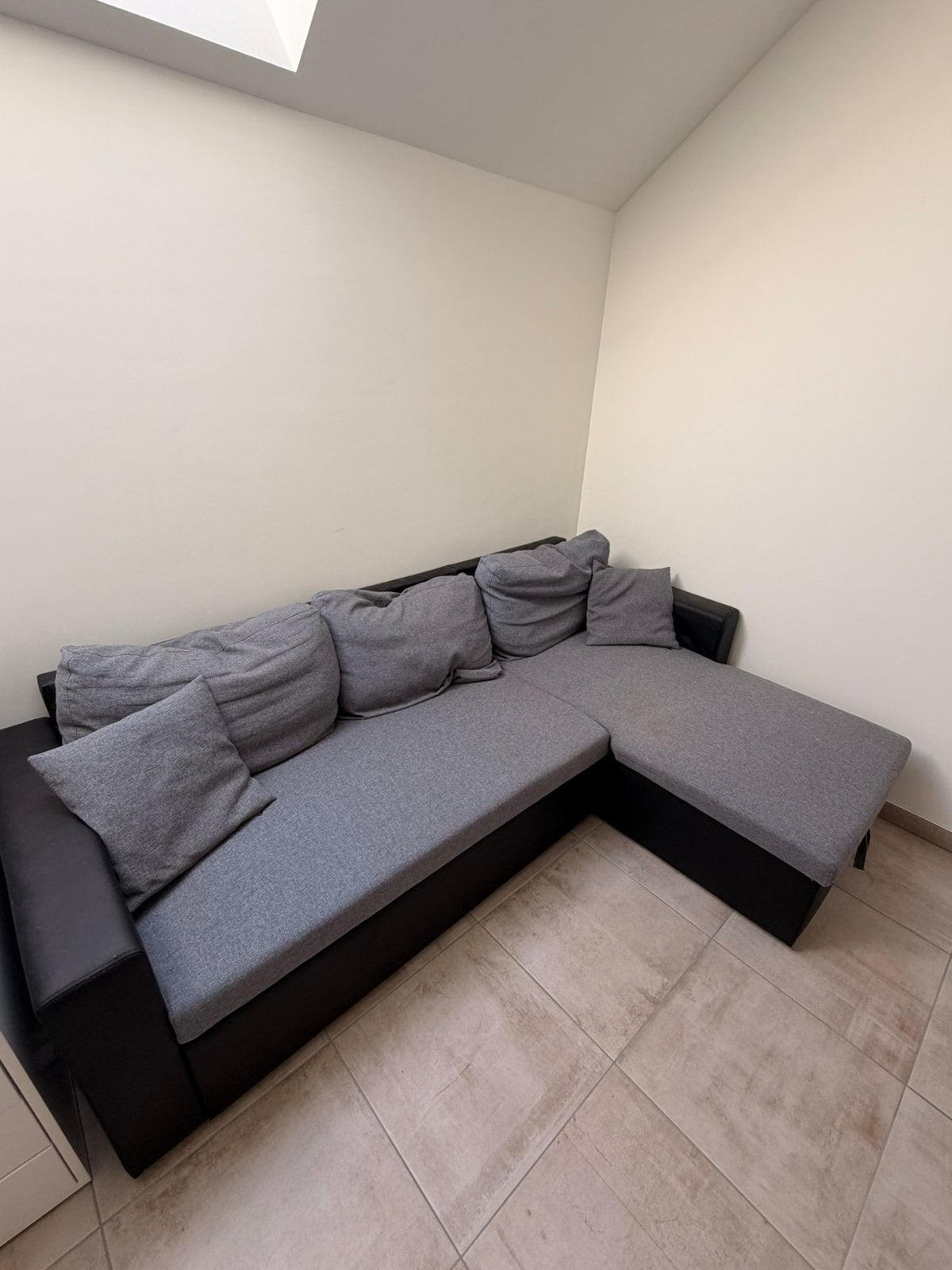 Canapé d’angle gris/noir en imitation cuir/tissu, Trois personnes, Tissus, 200 à 250 cm, 125 à 150 cm