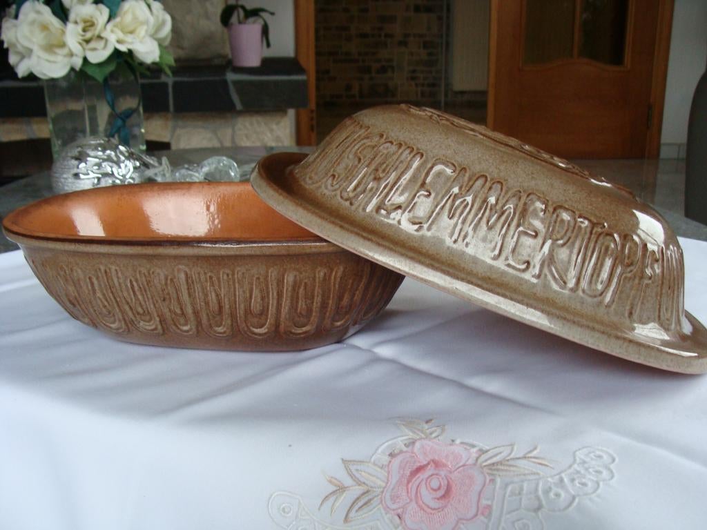 Ancienne cocotte, Schlemmer-Topf + fiches recettes vintage, Maison & Meubles, Enlèvement ou Envoi, Poterie rustique, Comme neuf
