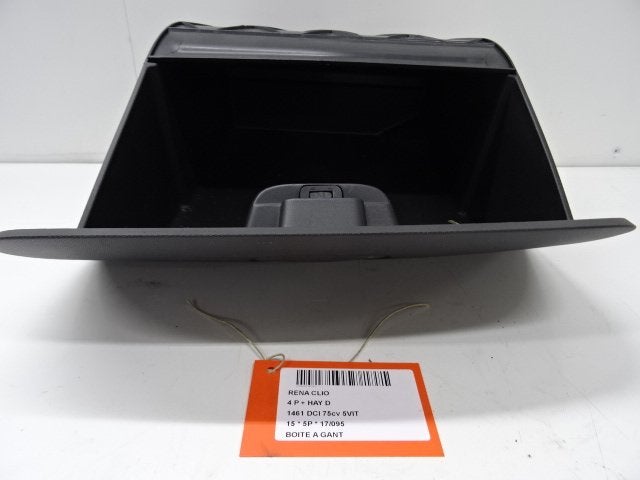 BOITE A GANTS Renault Clio IV (5R) (01-2012/08-2021), Renault, Utilisé, Peter-Huppertz-Straße 5
51063  Köln, DE, Dialog.deutschland@renault.de