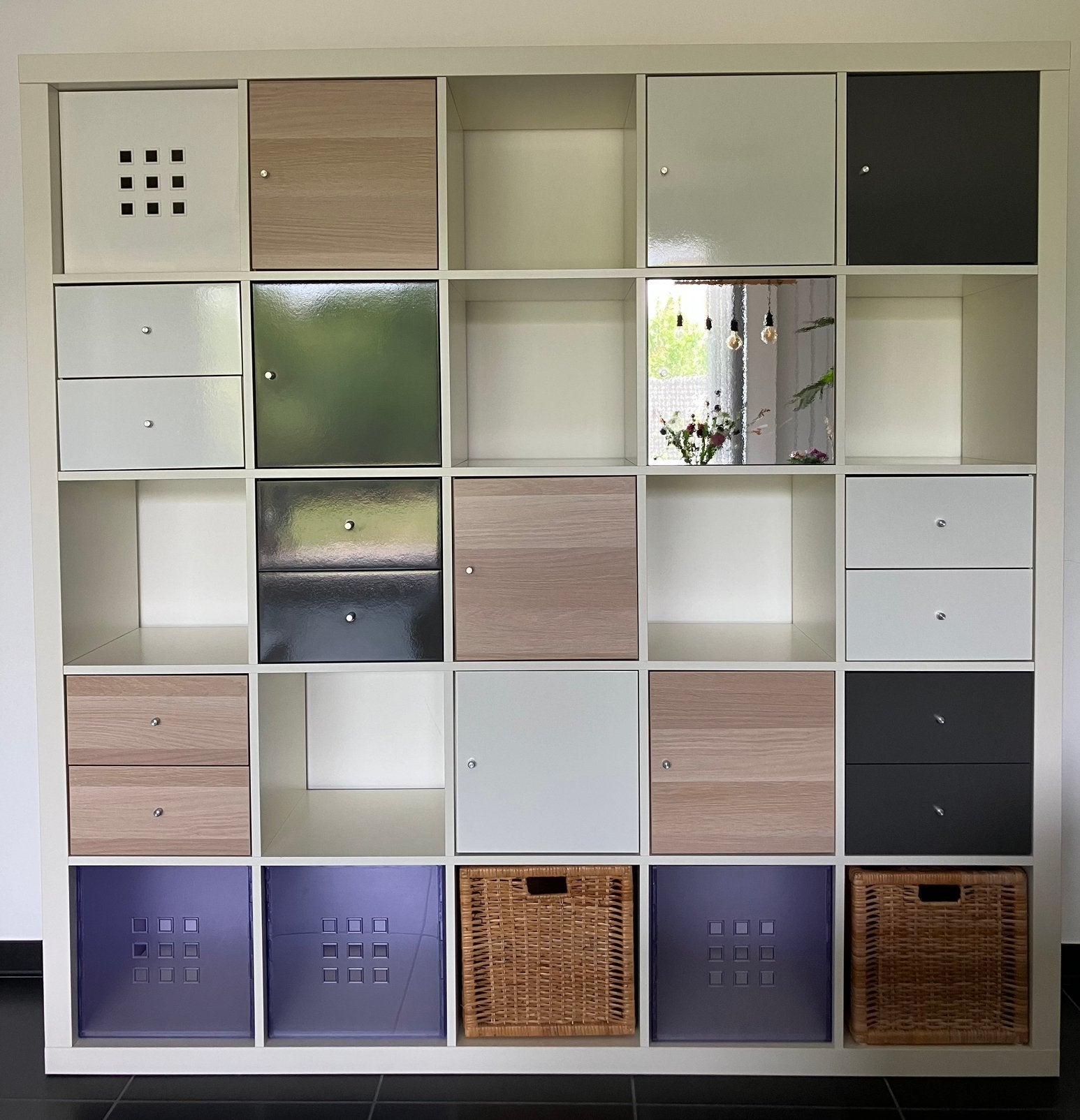 Kast KALLAX (ikea) met inzetten/accessoires, 25 à 50 cm, 150 à 200 cm, Utilisé, 150 à 200 cm
