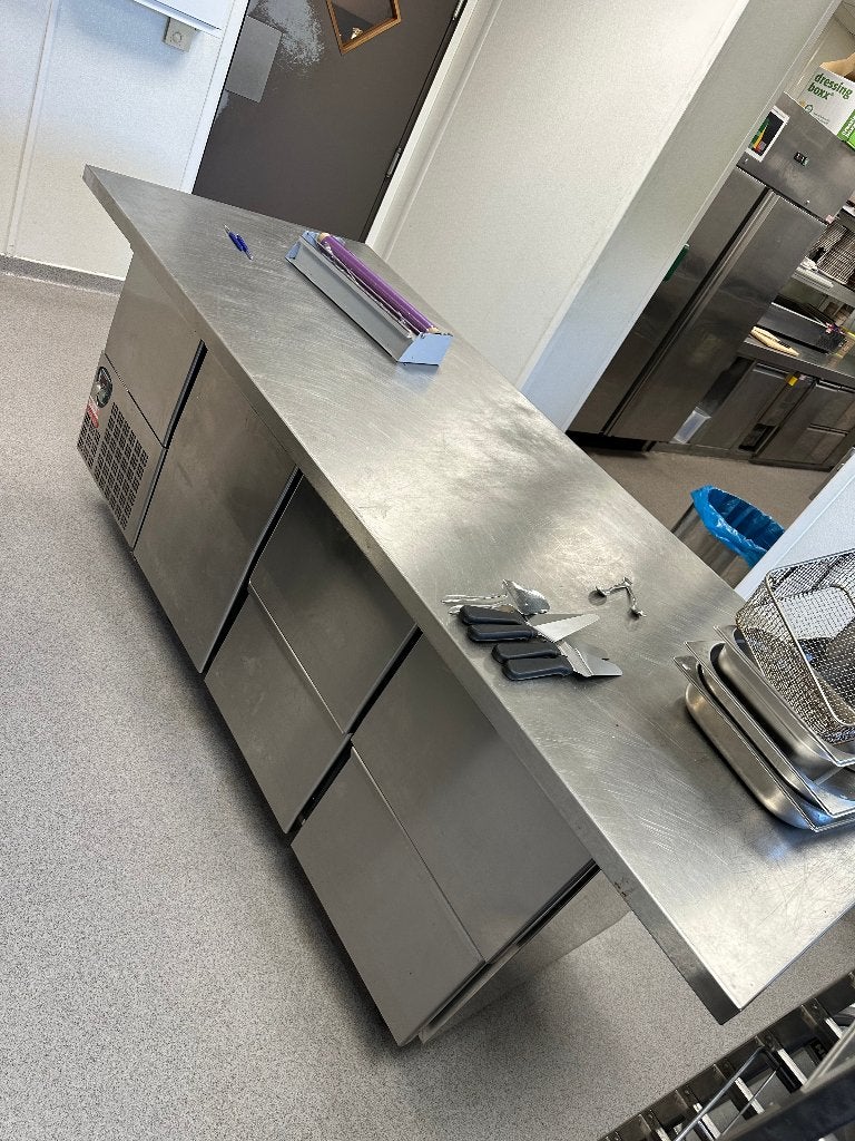 Koelwerkbank - gekoelde werktafel horeca, Ophalen, Gebruikt, Koelen en Vriezen