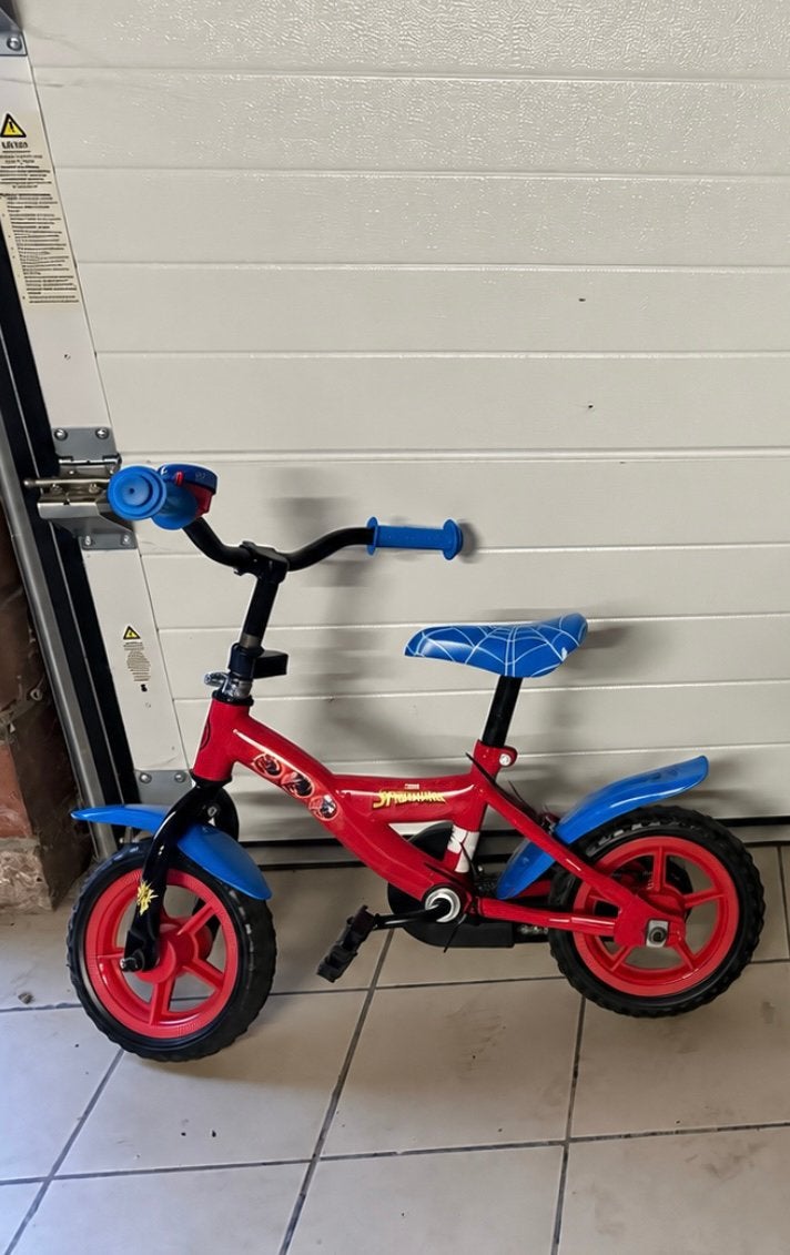 Spidermanfiets met zijwieltjes, Ophalen, Gebruikt, Minder dan 16 inch, Zijwieltjes