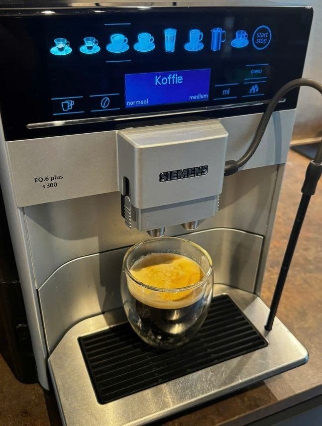 Machine à café Siemens, Réservoir d'eau amovible, Utilisé, Enlèvement, Cafetière